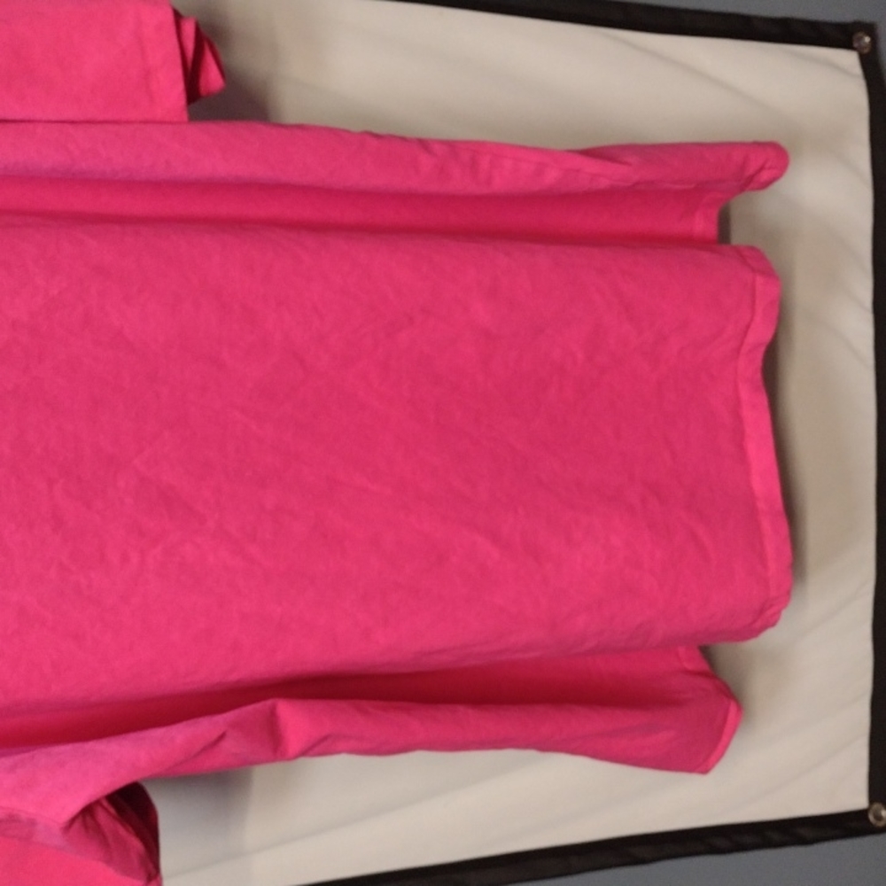 Pink tee - Picture 8 of 9